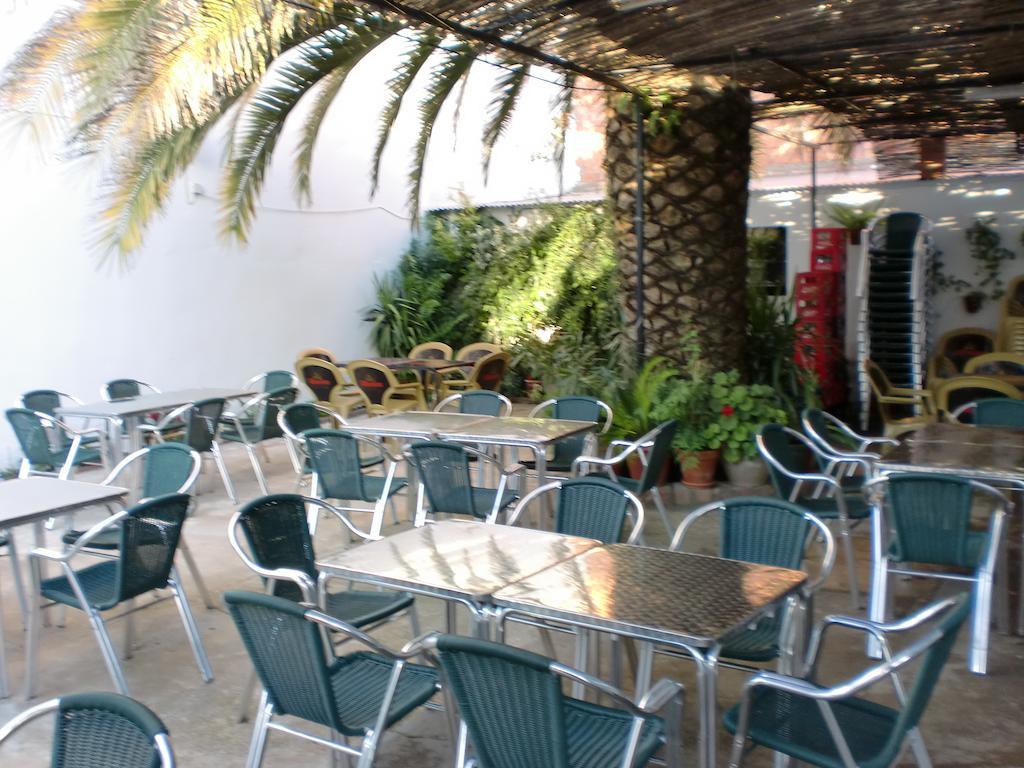 Hostal Las Tres Jotas Alcaracejos Eksteriør billede